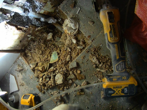 누수탐지 -자동 세차장 화장실